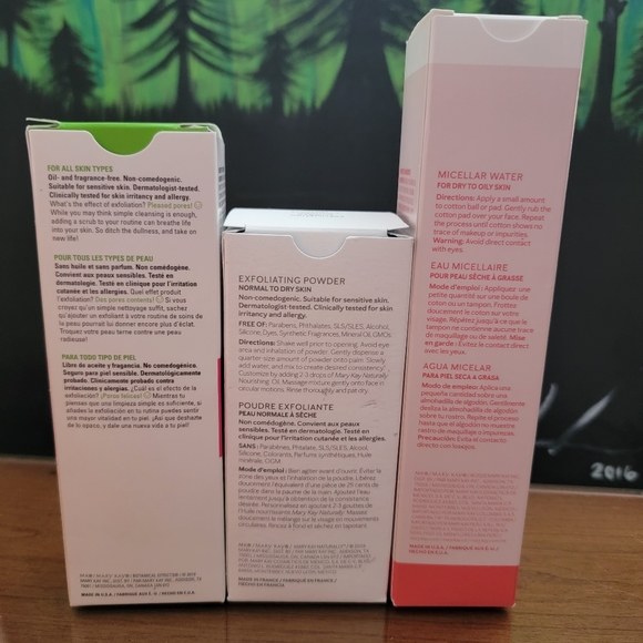Mary Kay Exfoliating Powder, Exfoliating Scrub and Miscellar Water - Picture 2 of 2